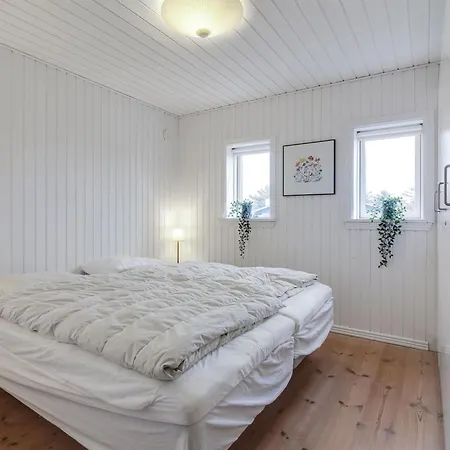 Feriehus Nehat - 300m From The Sea By Interhome Løkken